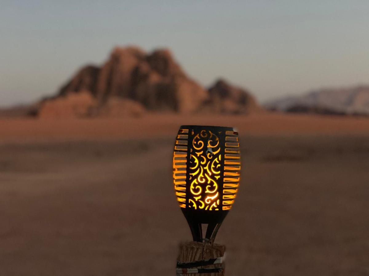 Wadi Rum Bedouin Tour With A Camp Exteriör bild