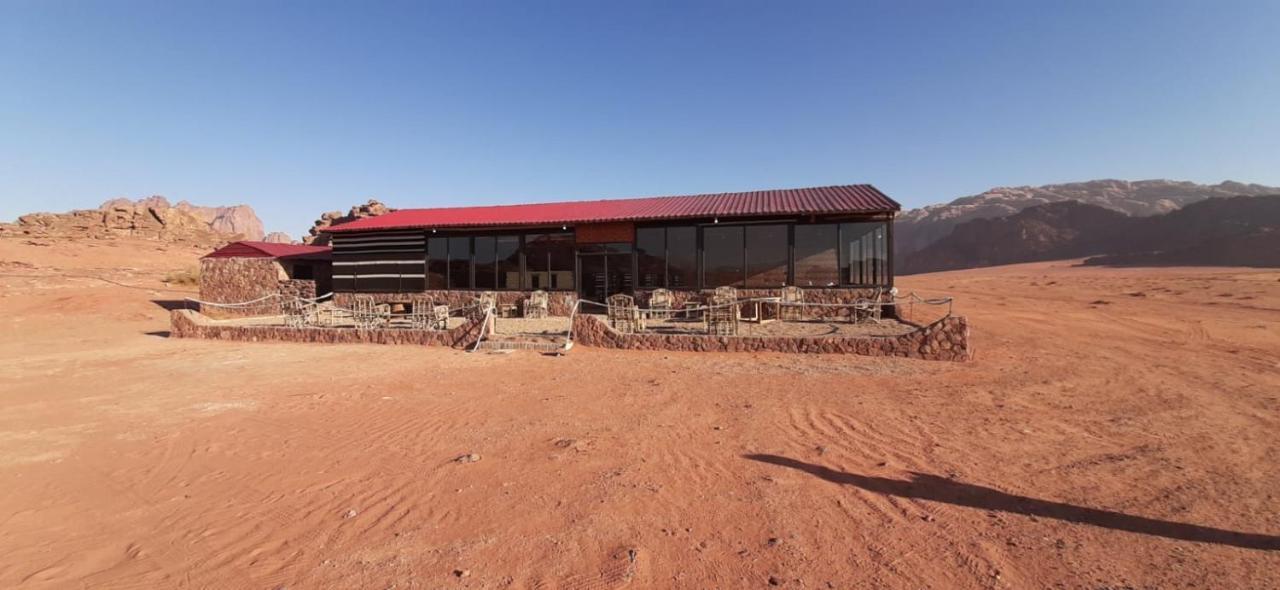 Wadi Rum Bedouin Tour With A Camp Exteriör bild