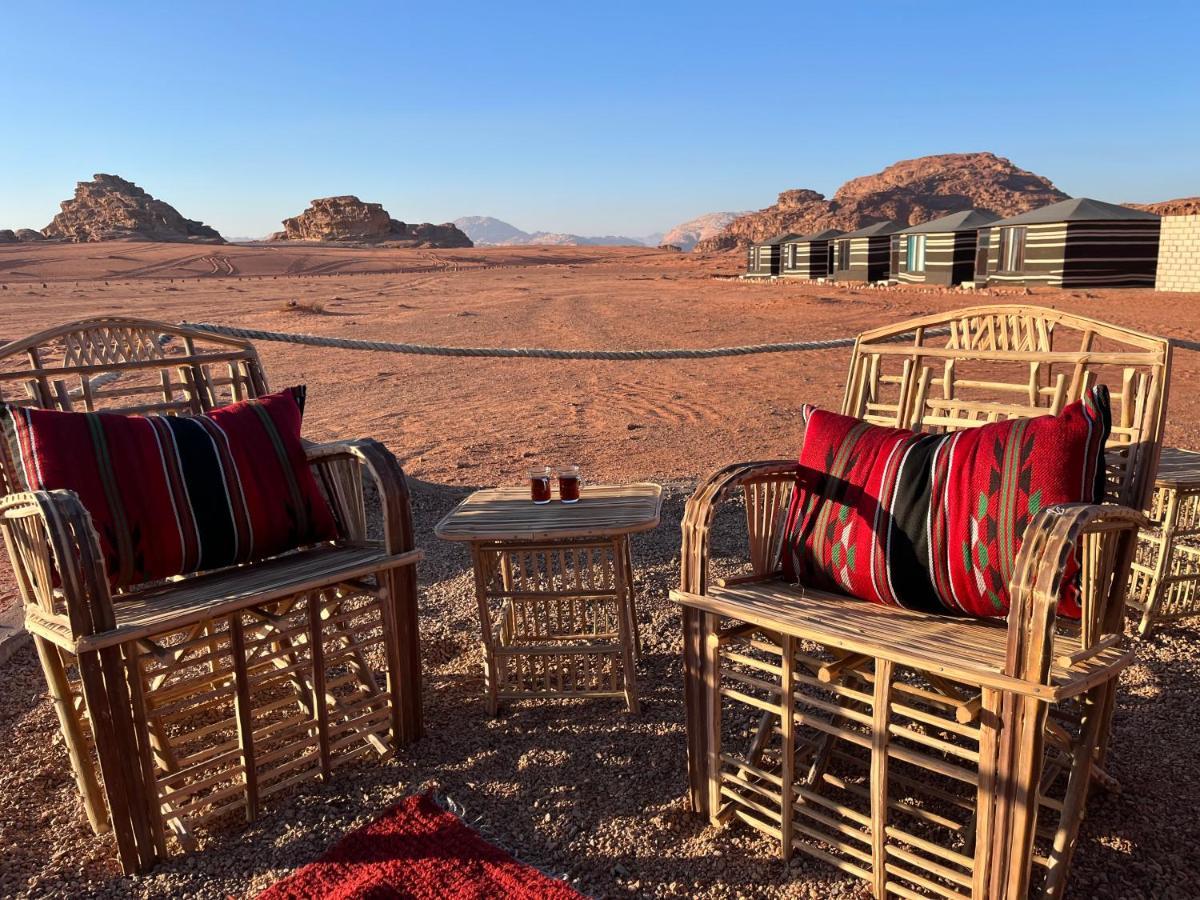 Wadi Rum Bedouin Tour With A Camp Exteriör bild
