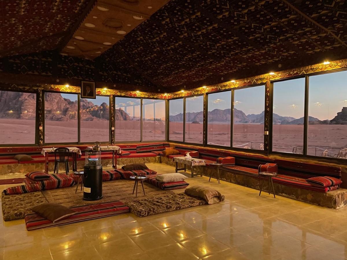 Wadi Rum Bedouin Tour With A Camp Exteriör bild