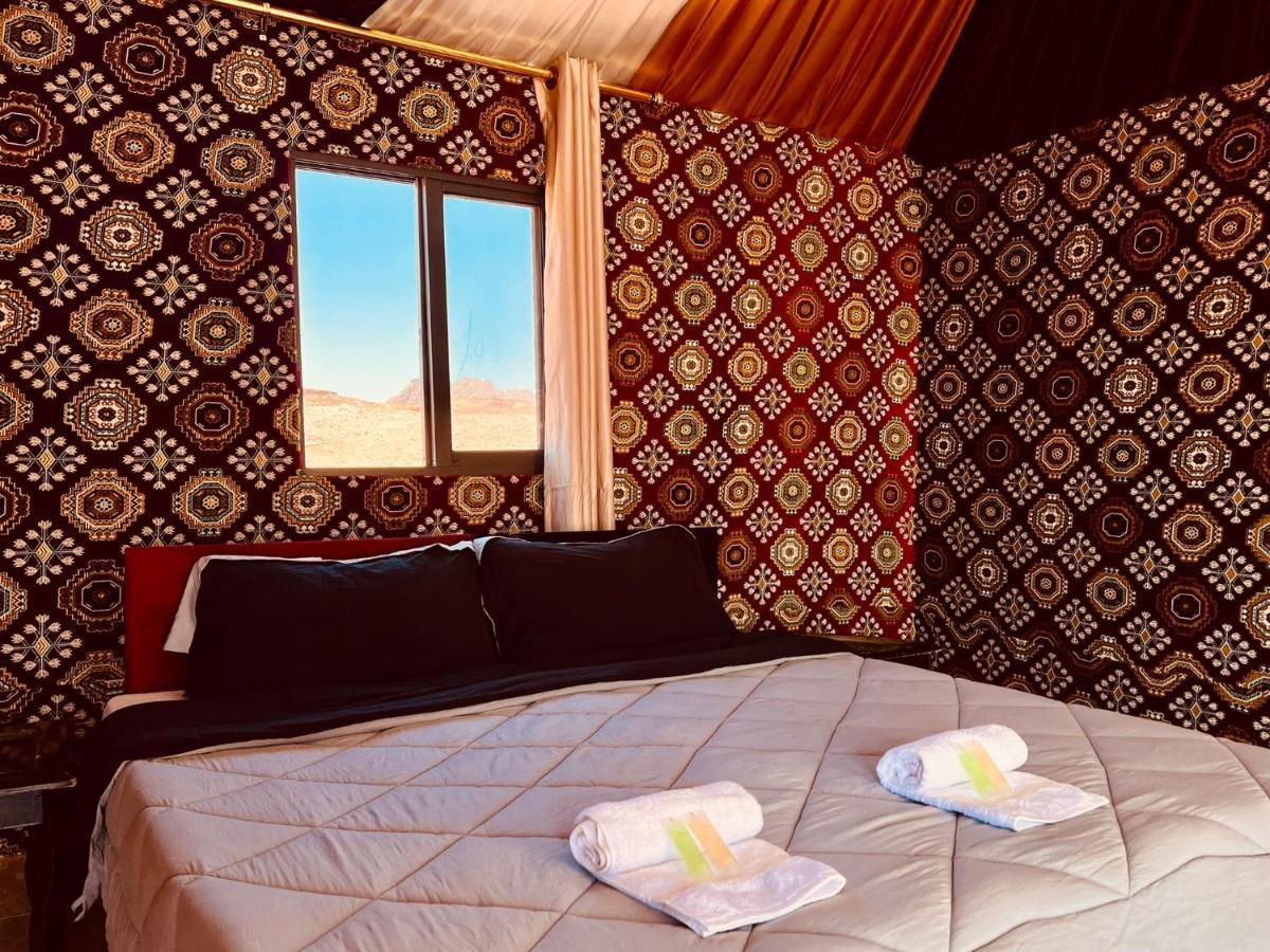 Wadi Rum Bedouin Tour With A Camp Exteriör bild