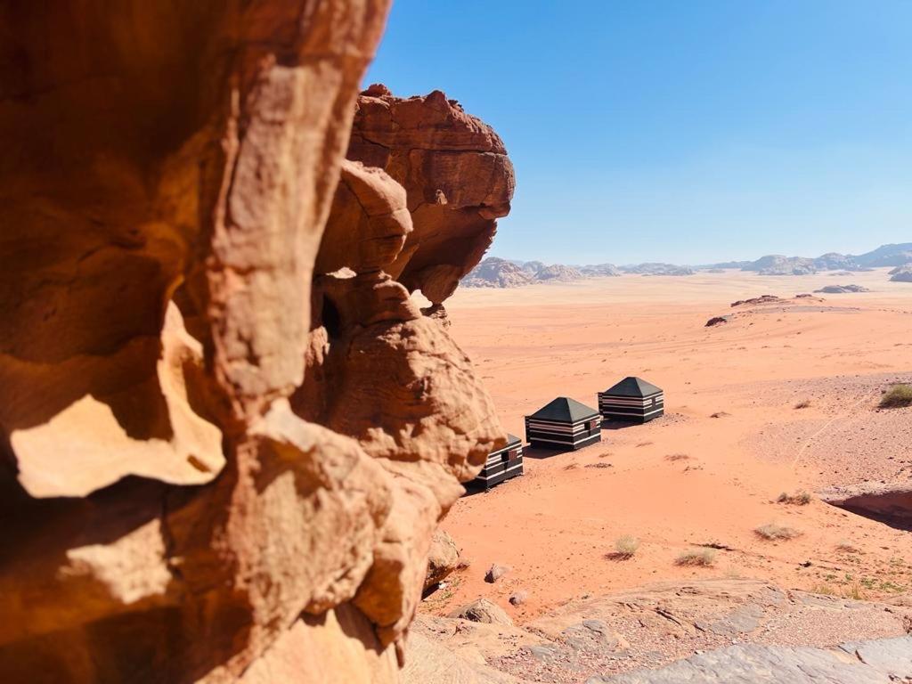 Wadi Rum Bedouin Tour With A Camp Exteriör bild